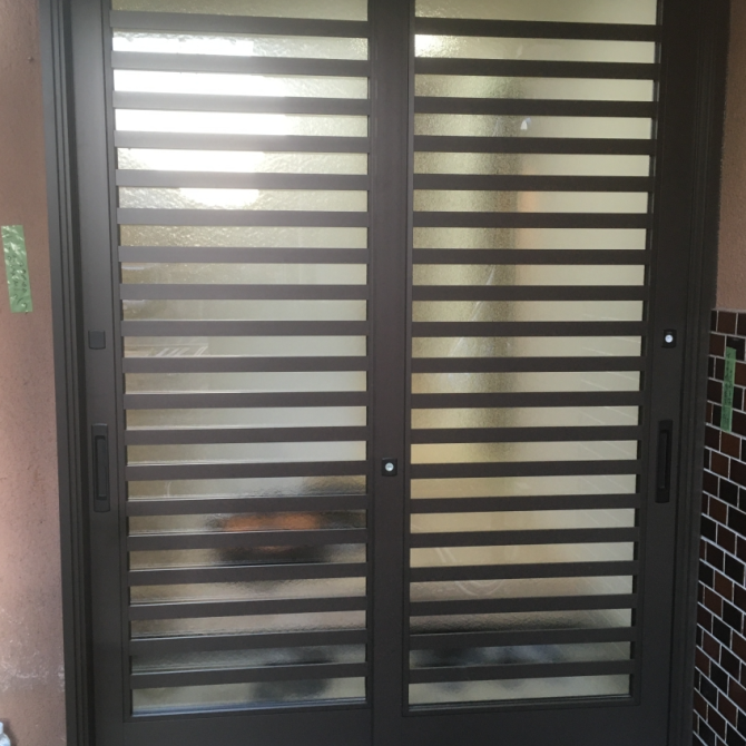 玄関引戸カバー工法【京田辺市O様】